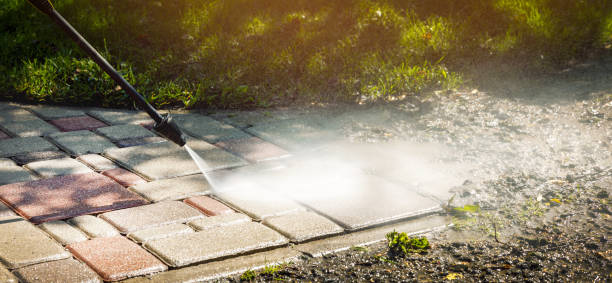 Best Pool Deck Cleaning in Becker, MN